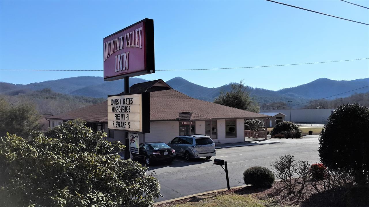 Mountain Valley Inn Dillard Bagian luar foto