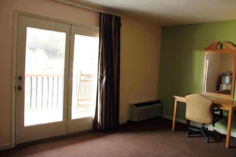 Mountain Valley Inn Dillard Bagian luar foto